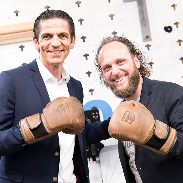 Behind-the-Scenes 4